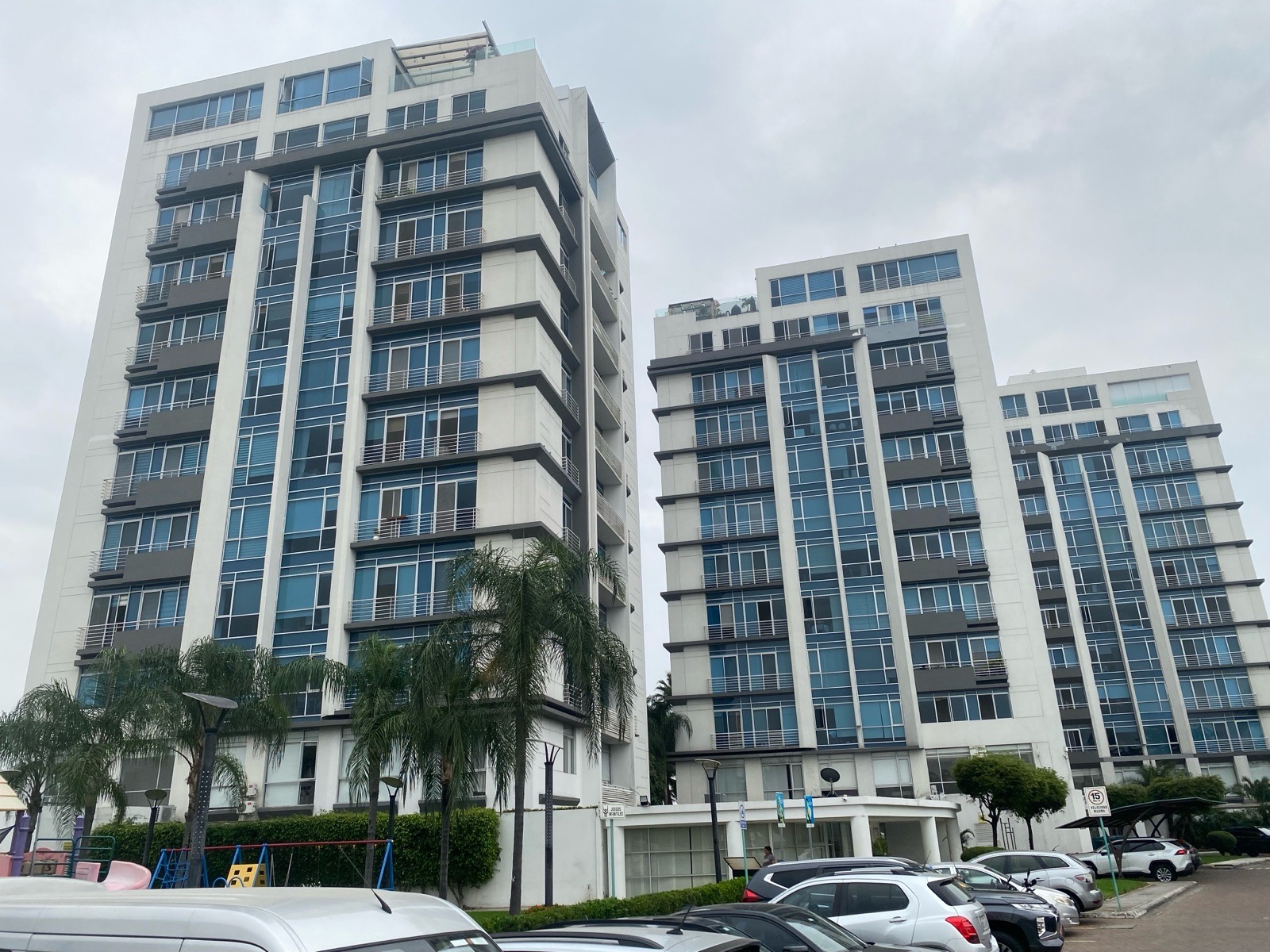 imgi_10_7123799_5186024971274023833558156582783398175081826183671192381122195868432015432151