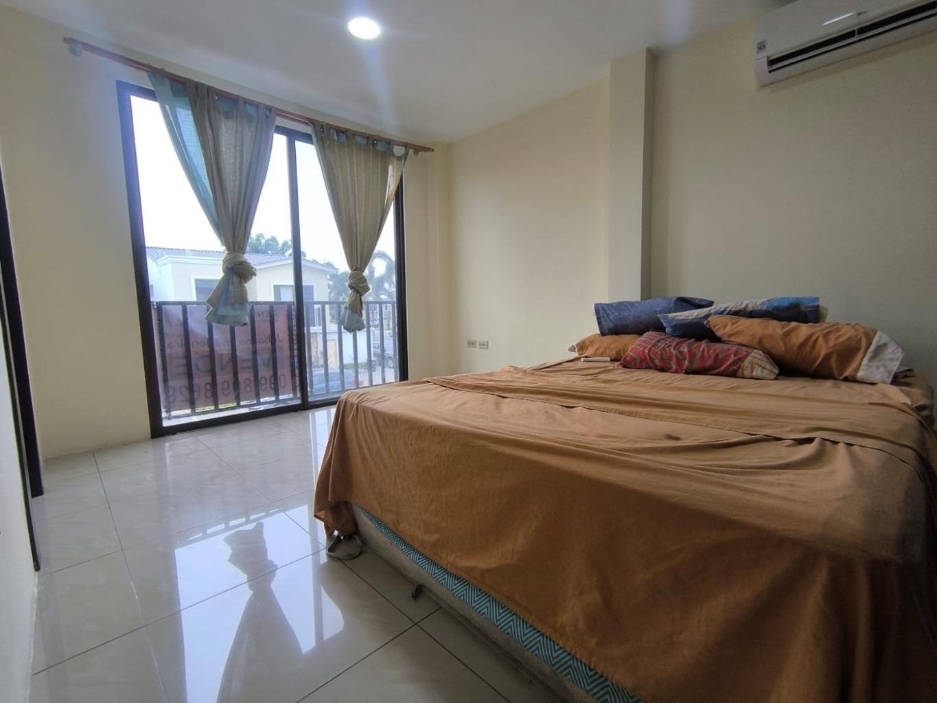 imgi_12_6590953_69387479746620979637886692855400261425908303256546466500534821146927530986276