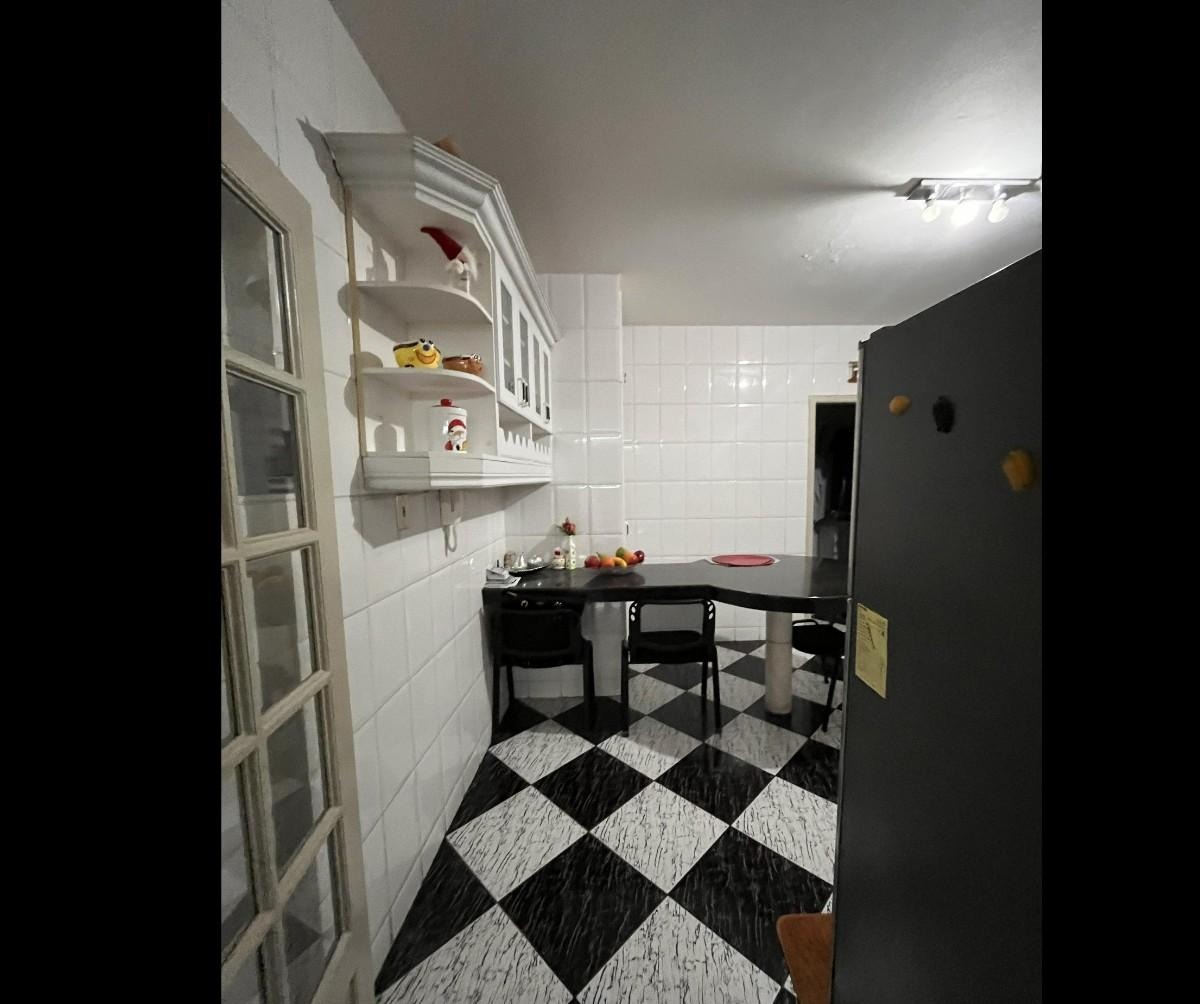 imgi_12_7612349_67646873944570858752969375987134576925600840346704502834757071516674776155861