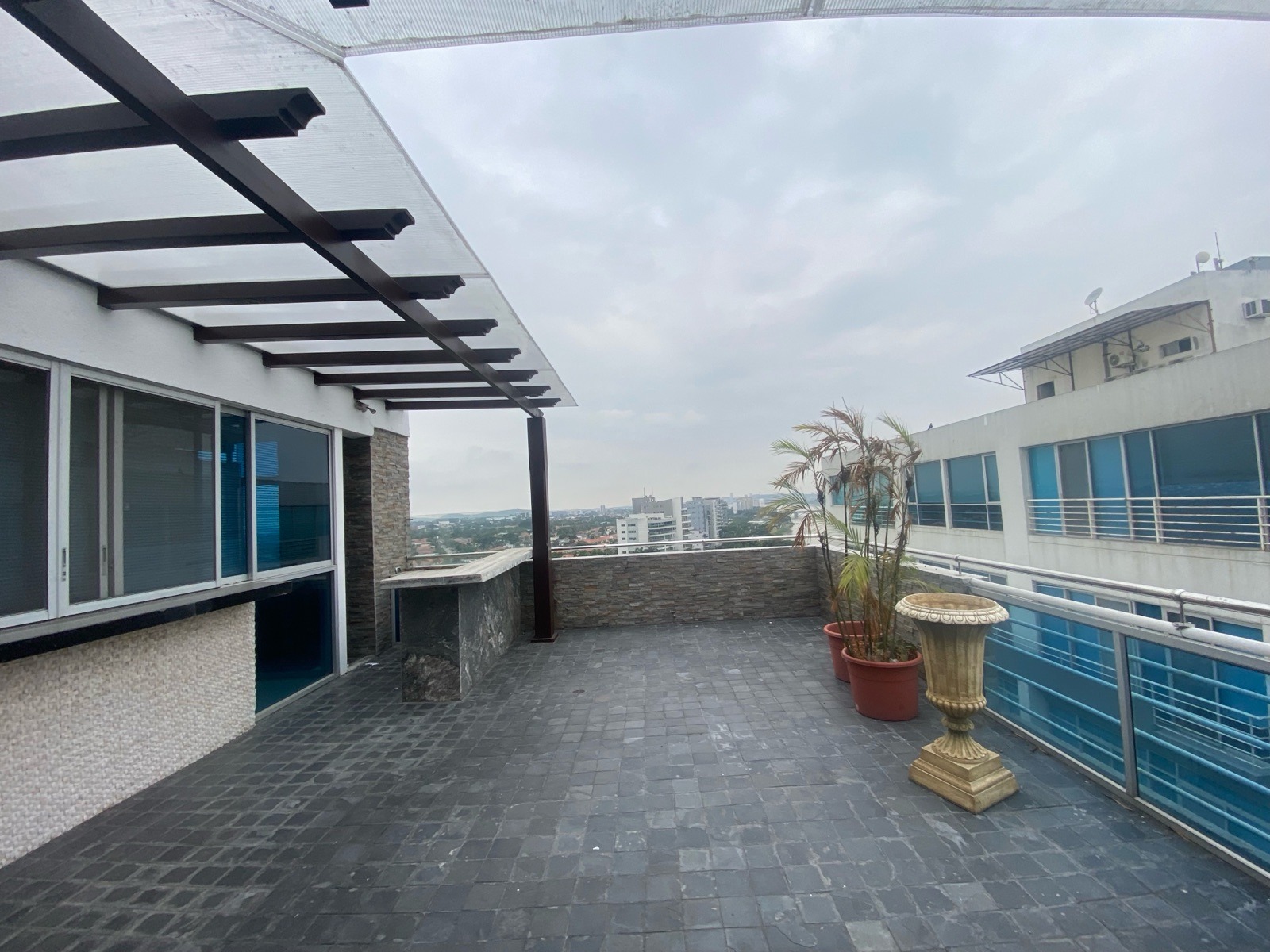 imgi_13_7123799_54243847297441944847135519831898340471747496185637077642507826923634507583339