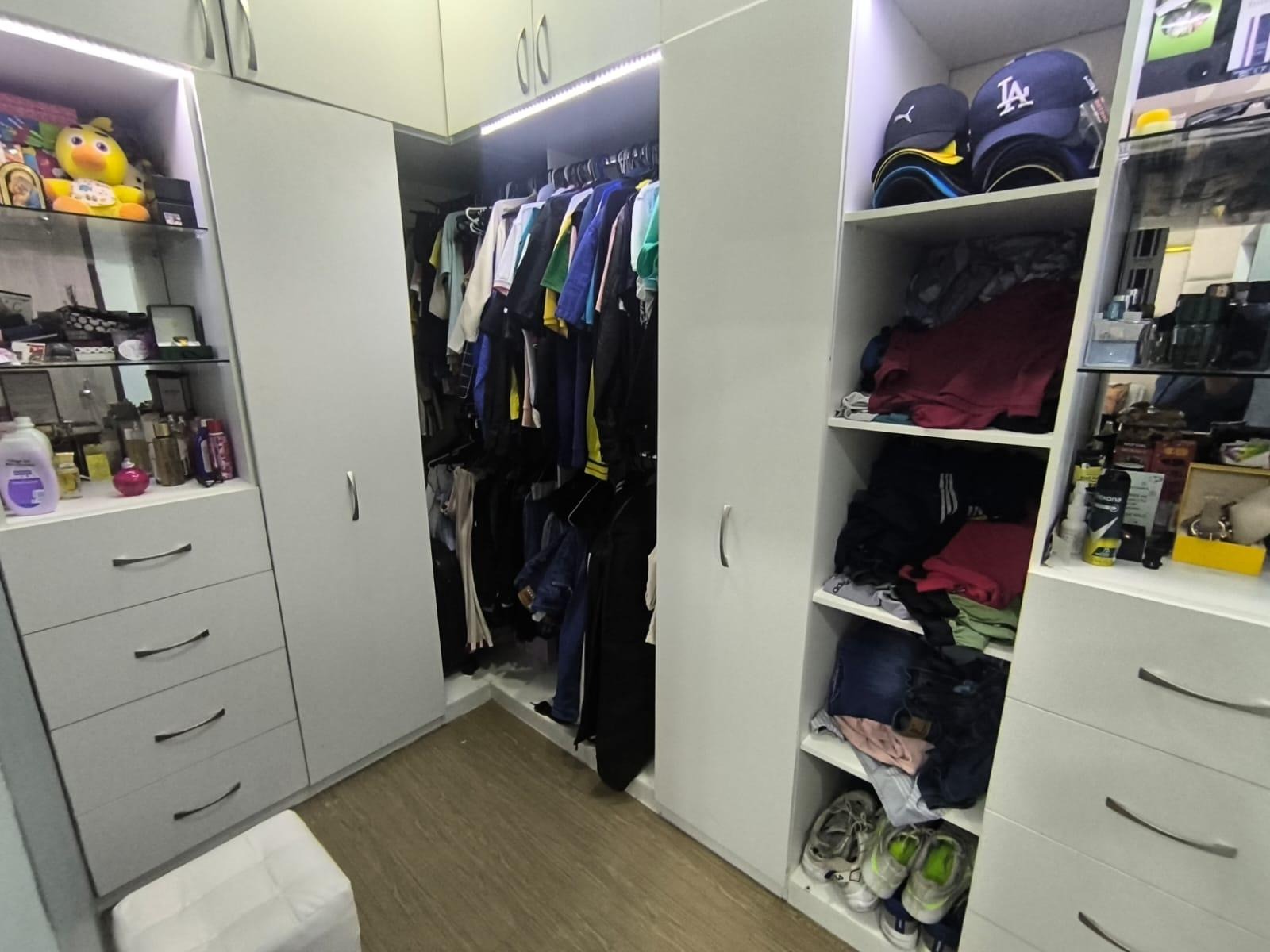 imgi_13_7561434_32508453635294931524040484991518508442447594063503176586215605435339177672327