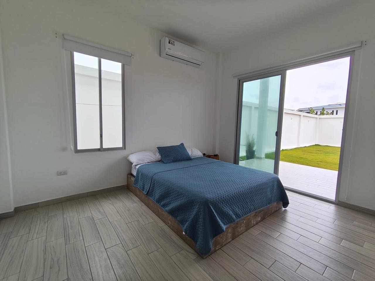 imgi_13_7773880_35541087415912936893876930205666605219700372476337652841932037456364798416217