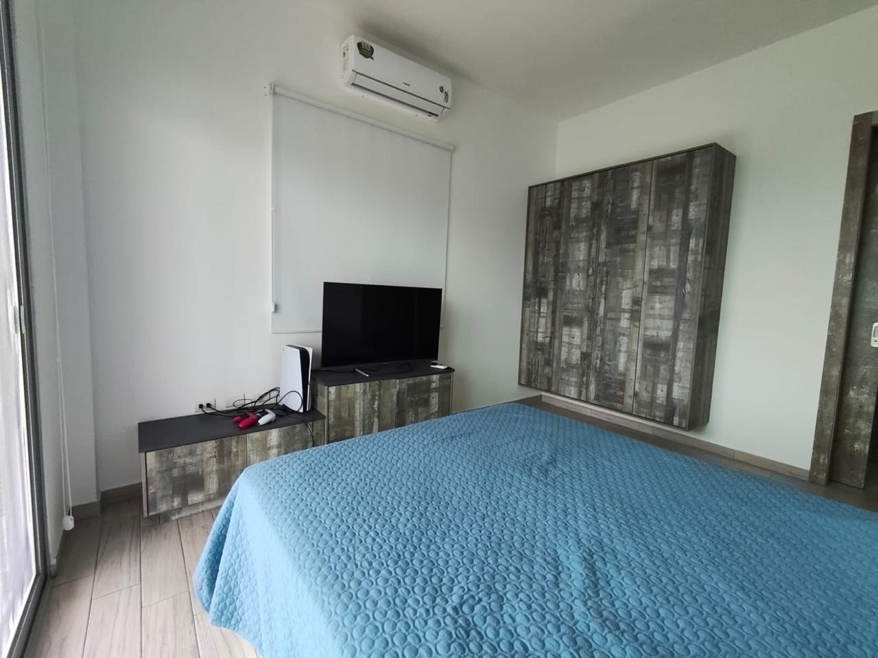 imgi_14_7773880_18234725715539964422728665549169002300593709313028439764239904000564577675523