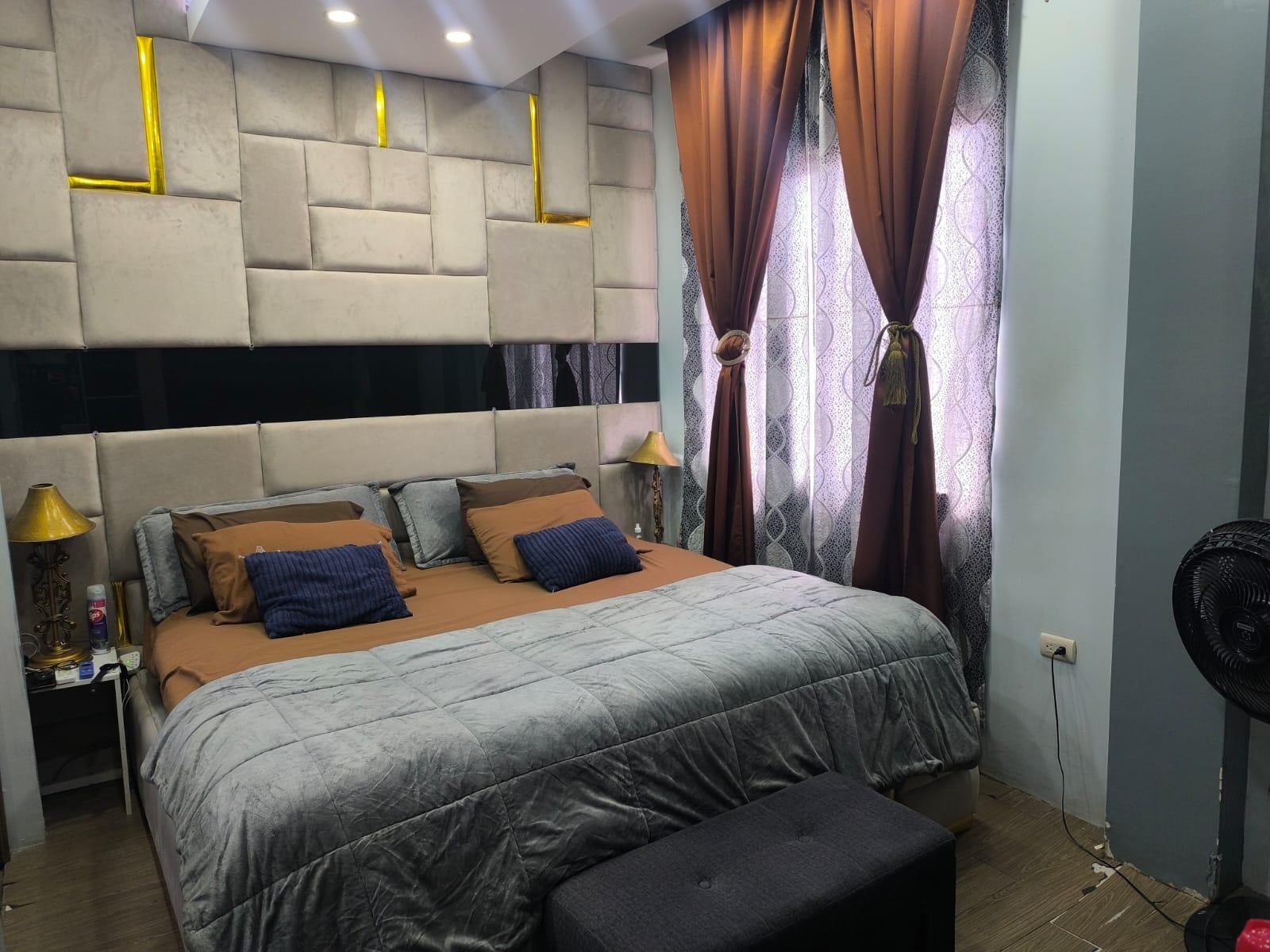 imgi_15_7561434_41998631134529867688698083372836990156416885784745310224622437425535982558869