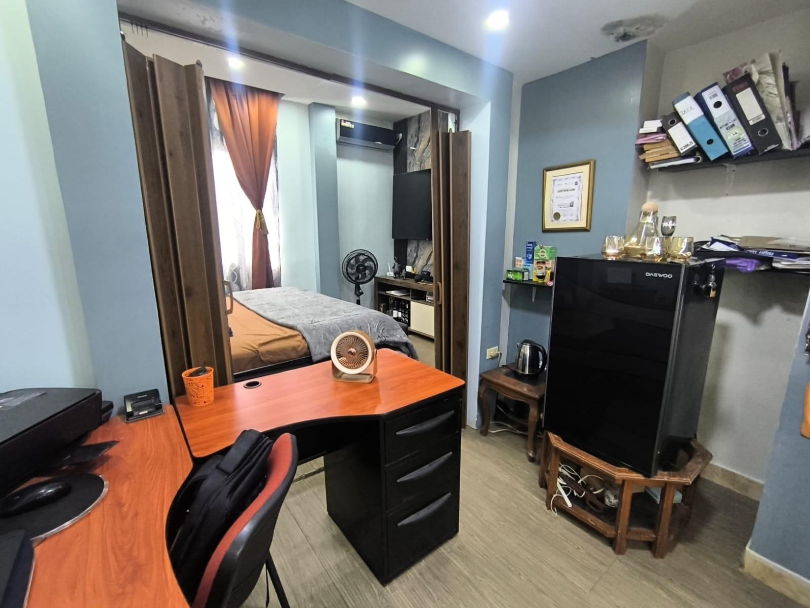 imgi_17_7561434_64482676133358047458653015847391901961525523402078446396178431479592722143008