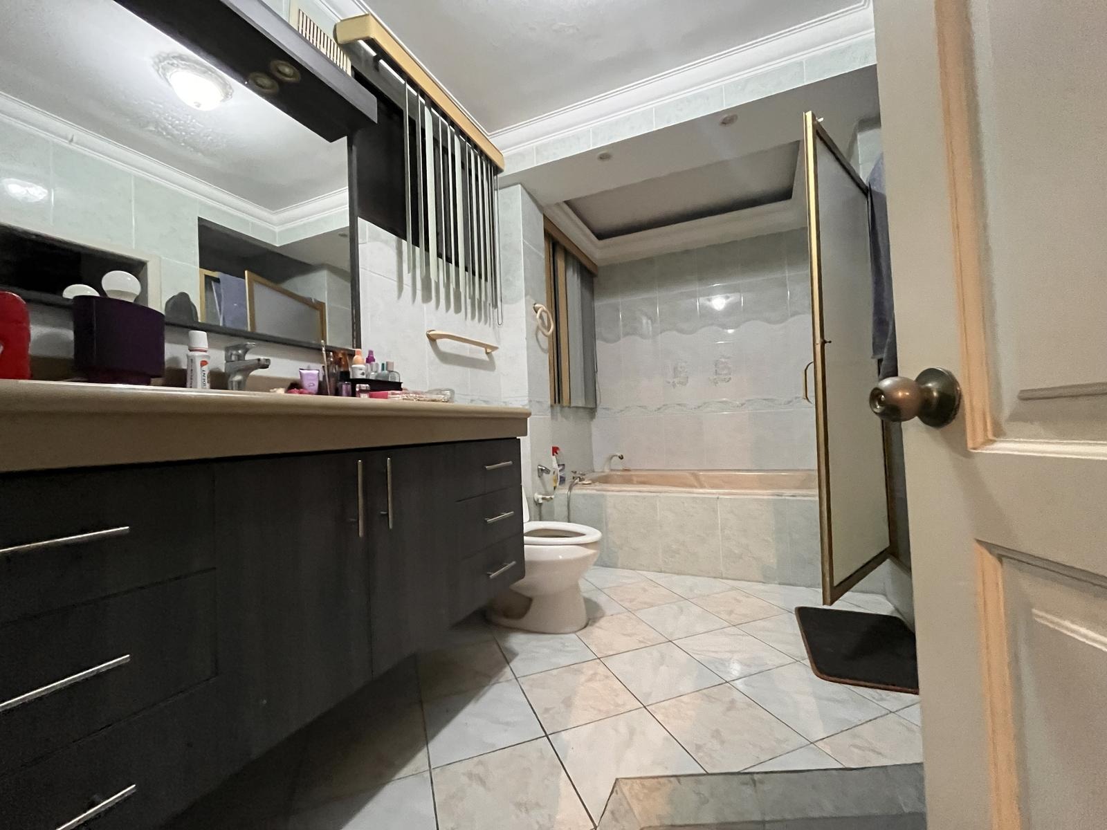 imgi_18_7612349_66787591384097182871434526580464377335048628384361647806658173345496680906123