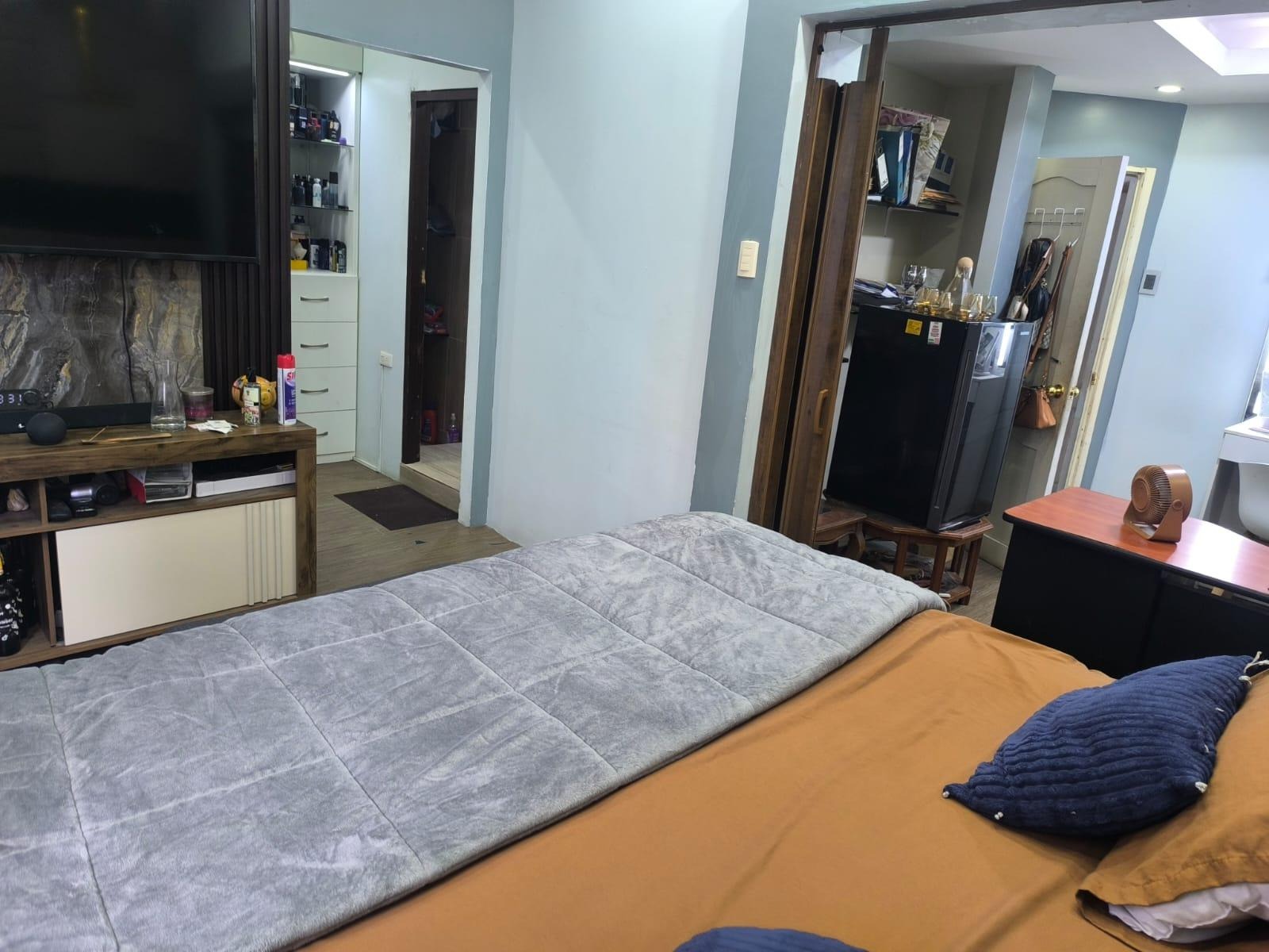 imgi_21_7561434_25082793084609594510070927495963938136468667957486332659192137224851212860380