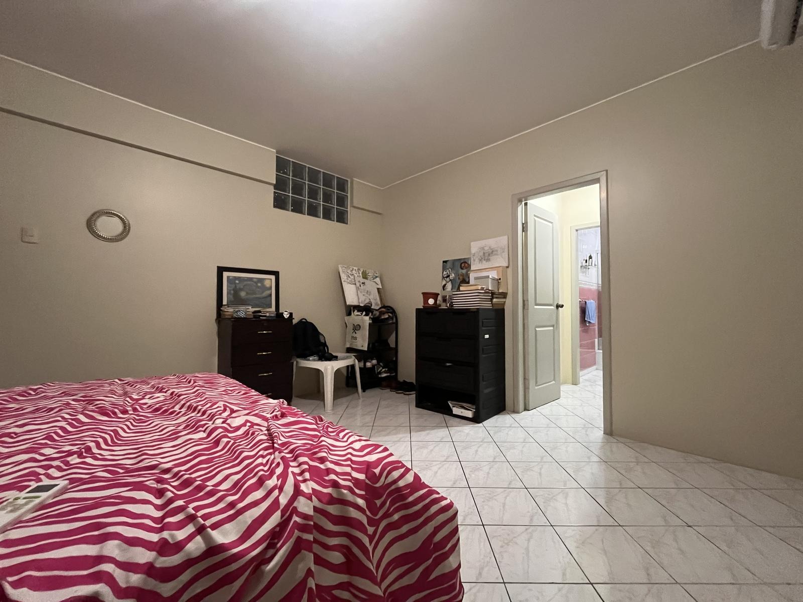 imgi_22_7612349_15998701479305267629119275969155183572707808260375957867016769906152373024418