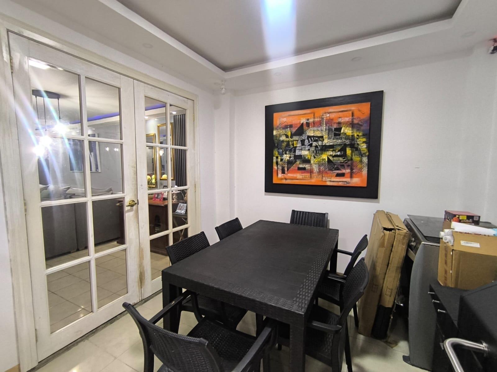 imgi_24_7561434_48228278841185948247842435537175567118937375405616388576171715907867791134980