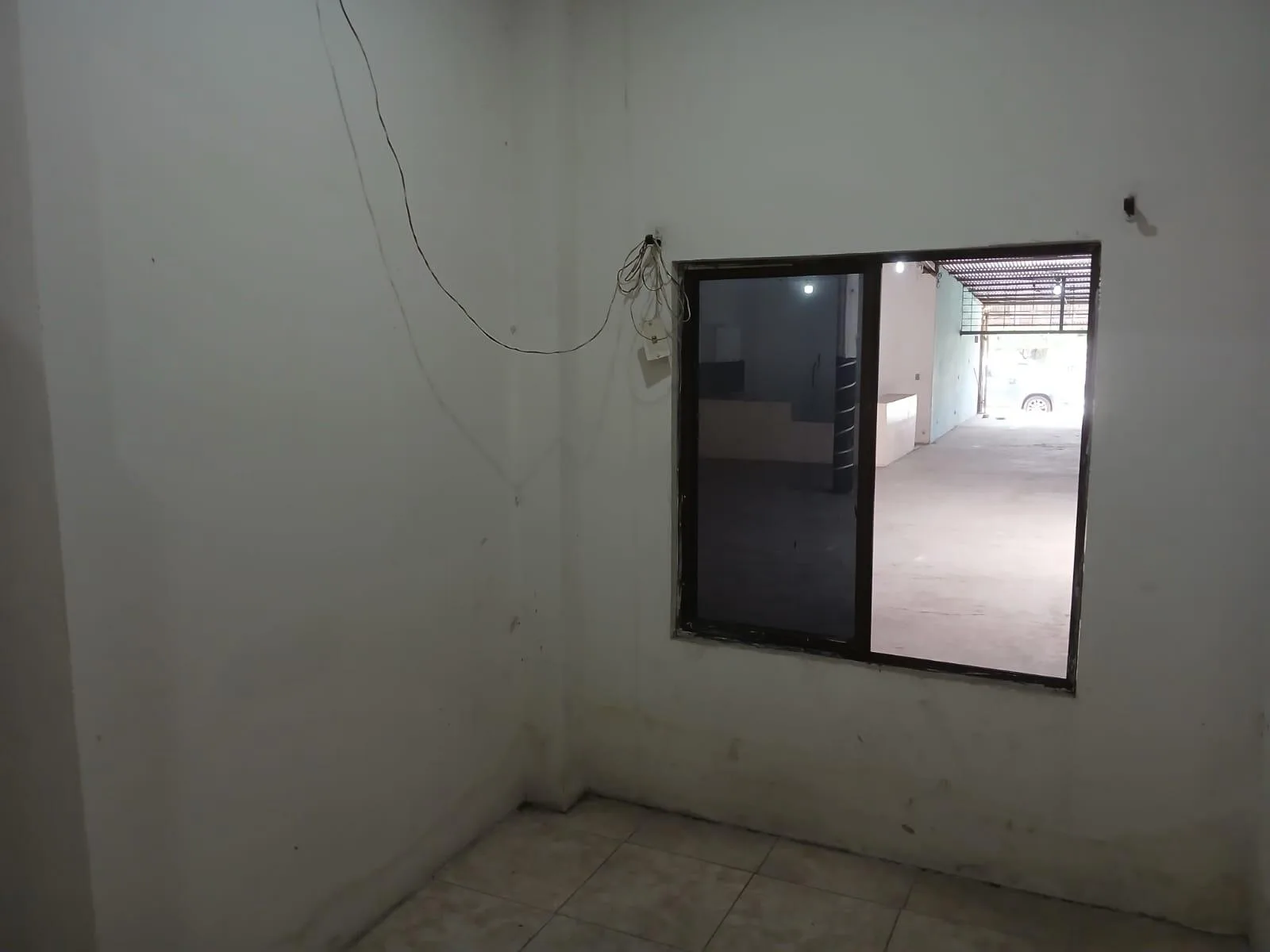 Local Comercial en Venta, Colinas del Valle, Durán AleB