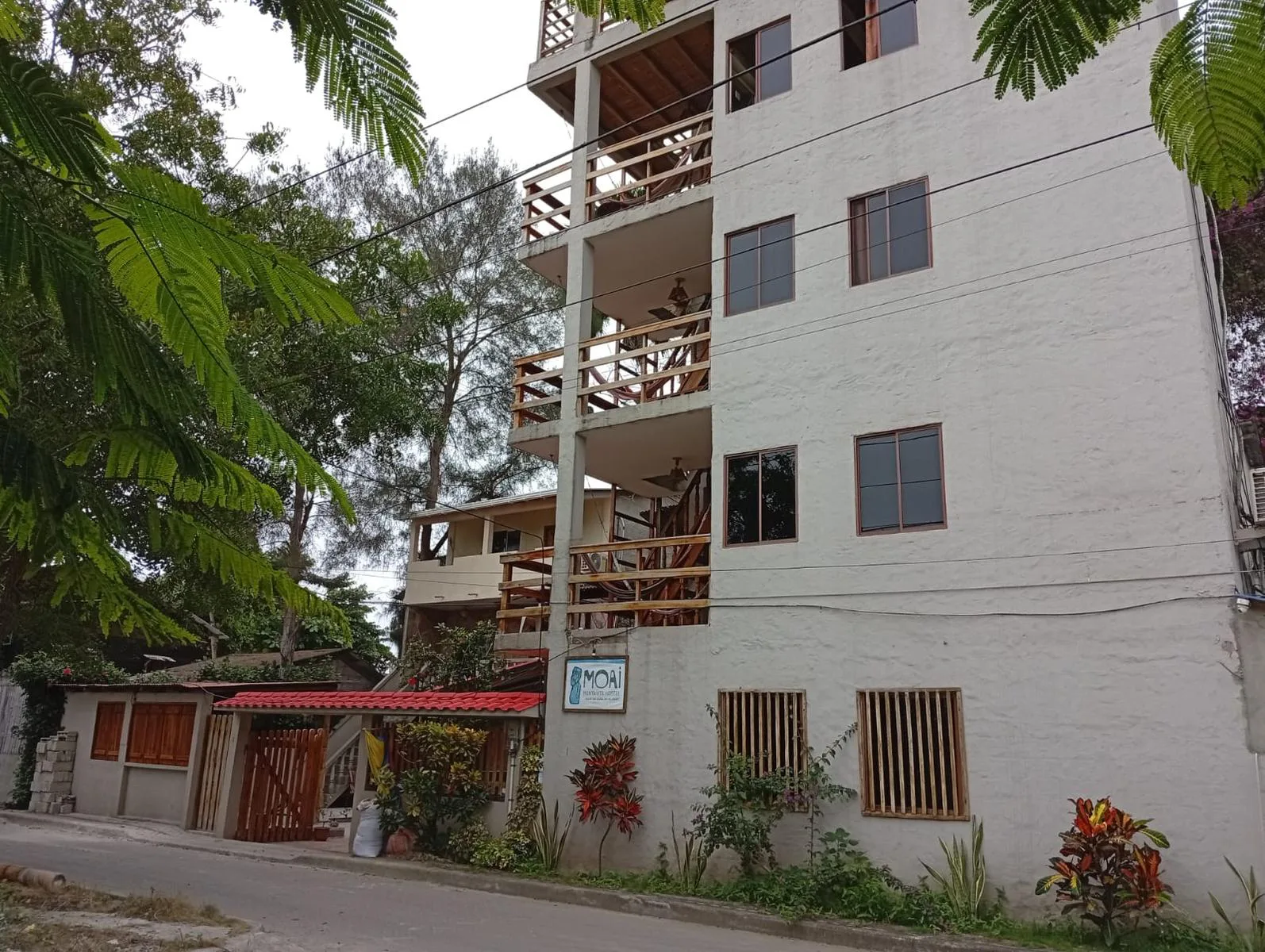 Hotel en Venta, Santa Elena, Montañita, VicY