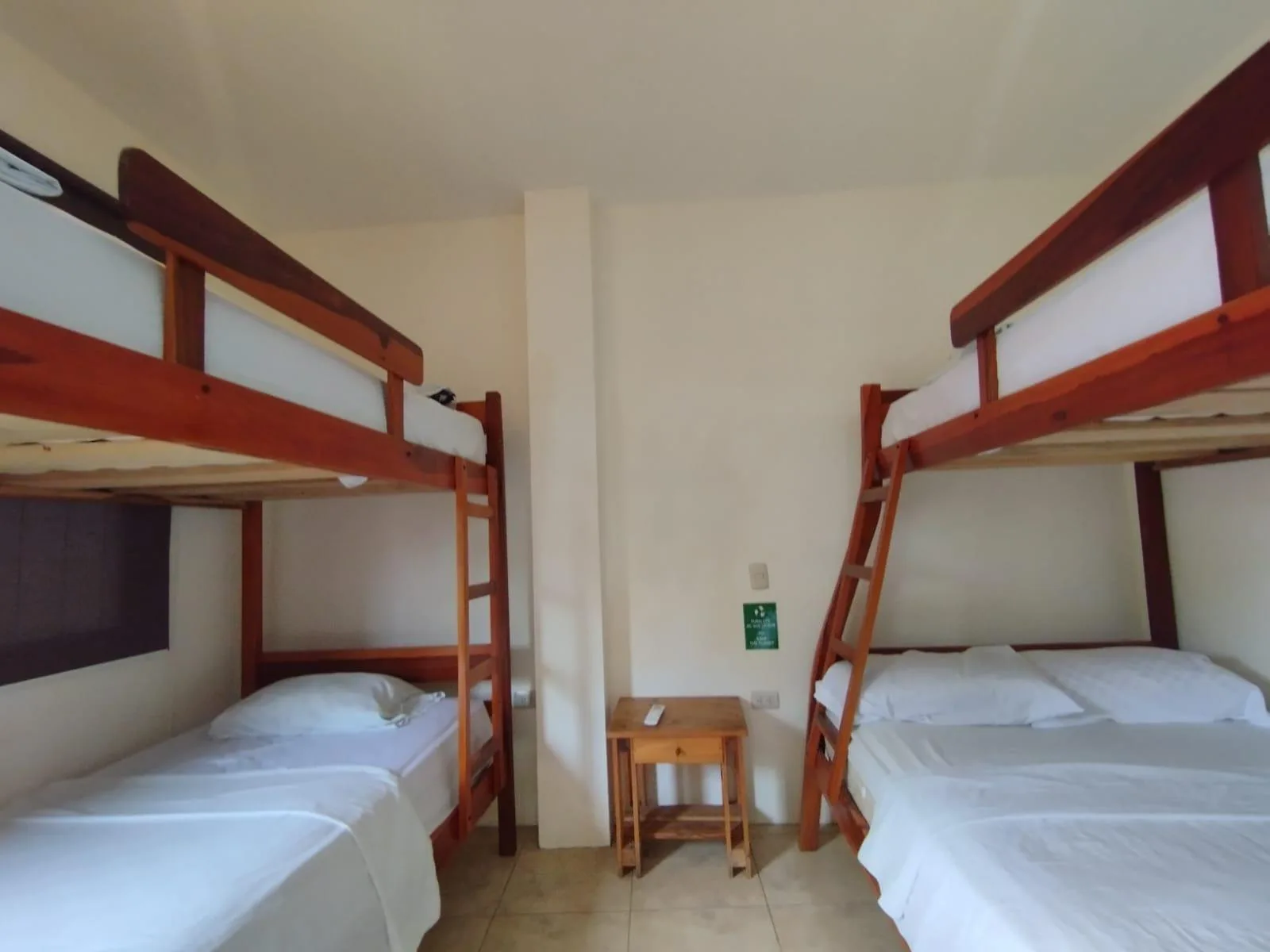 Hotel en Venta, Santa Elena, Montañita, VicY