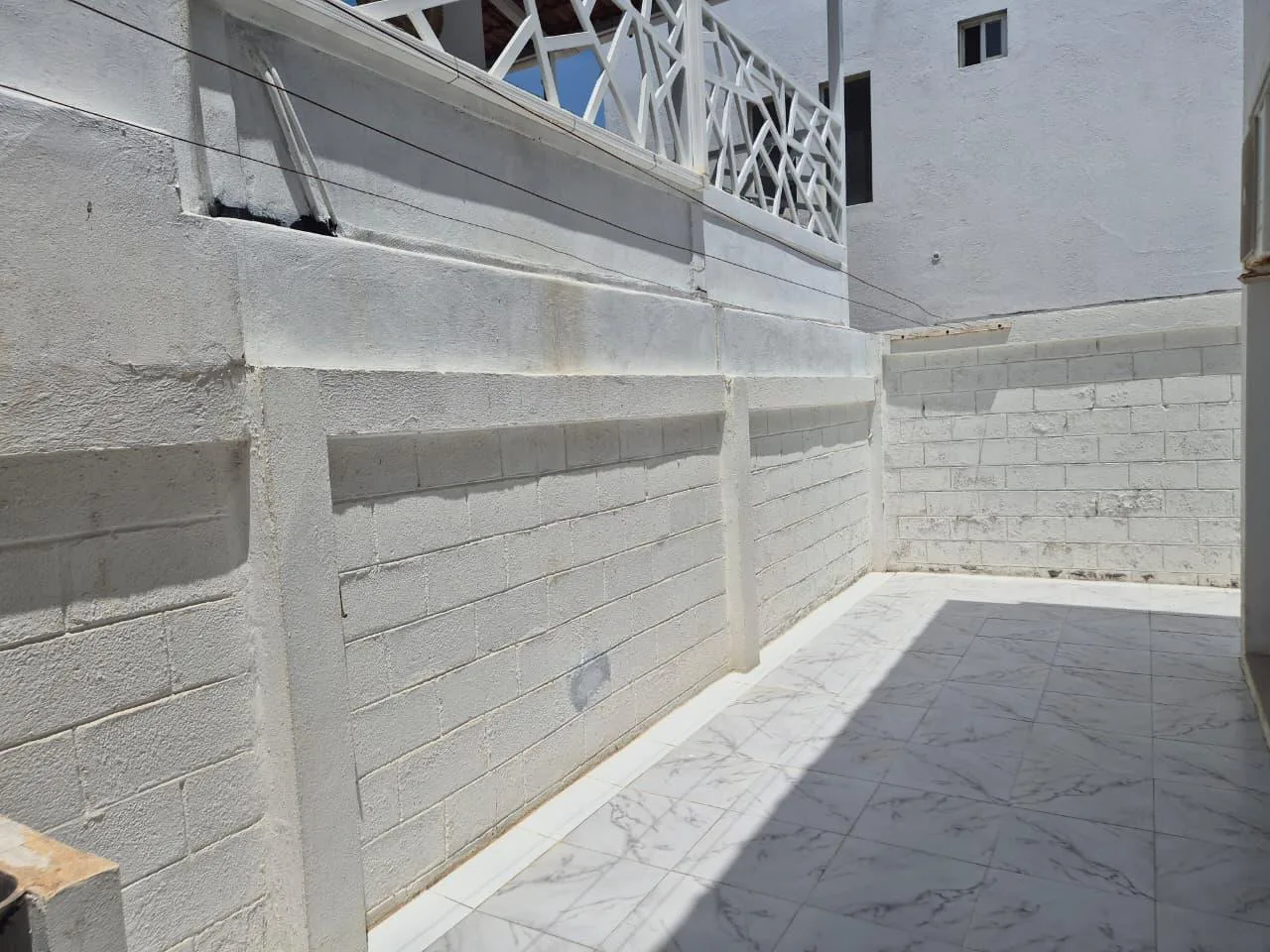 CASA EN VENTA SEMI AMOBLADA PLAYAS URBANIZACION ALTAMAR 2 JosGu