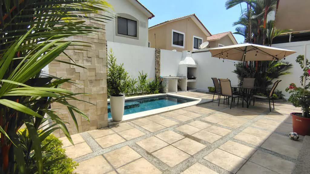 Casa en Venta, Urbanizacion Ciudad Celeste, Etapa La Marina, IriR