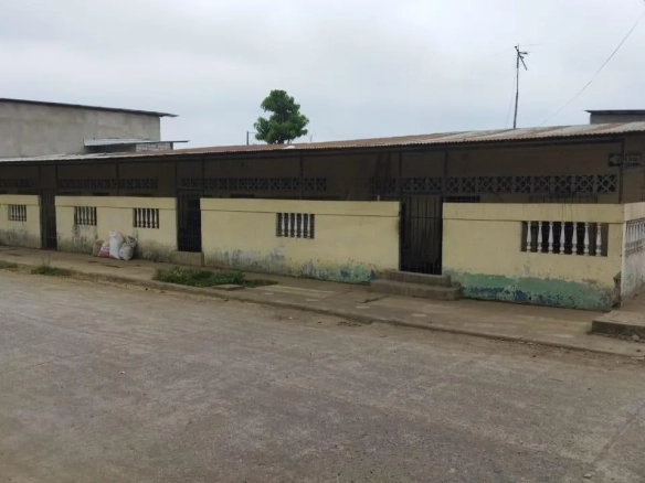 Se vende 5 VILLAS ADOSADAS 6 SUITES PROVINCIA DE LOS RÍOS CesA
