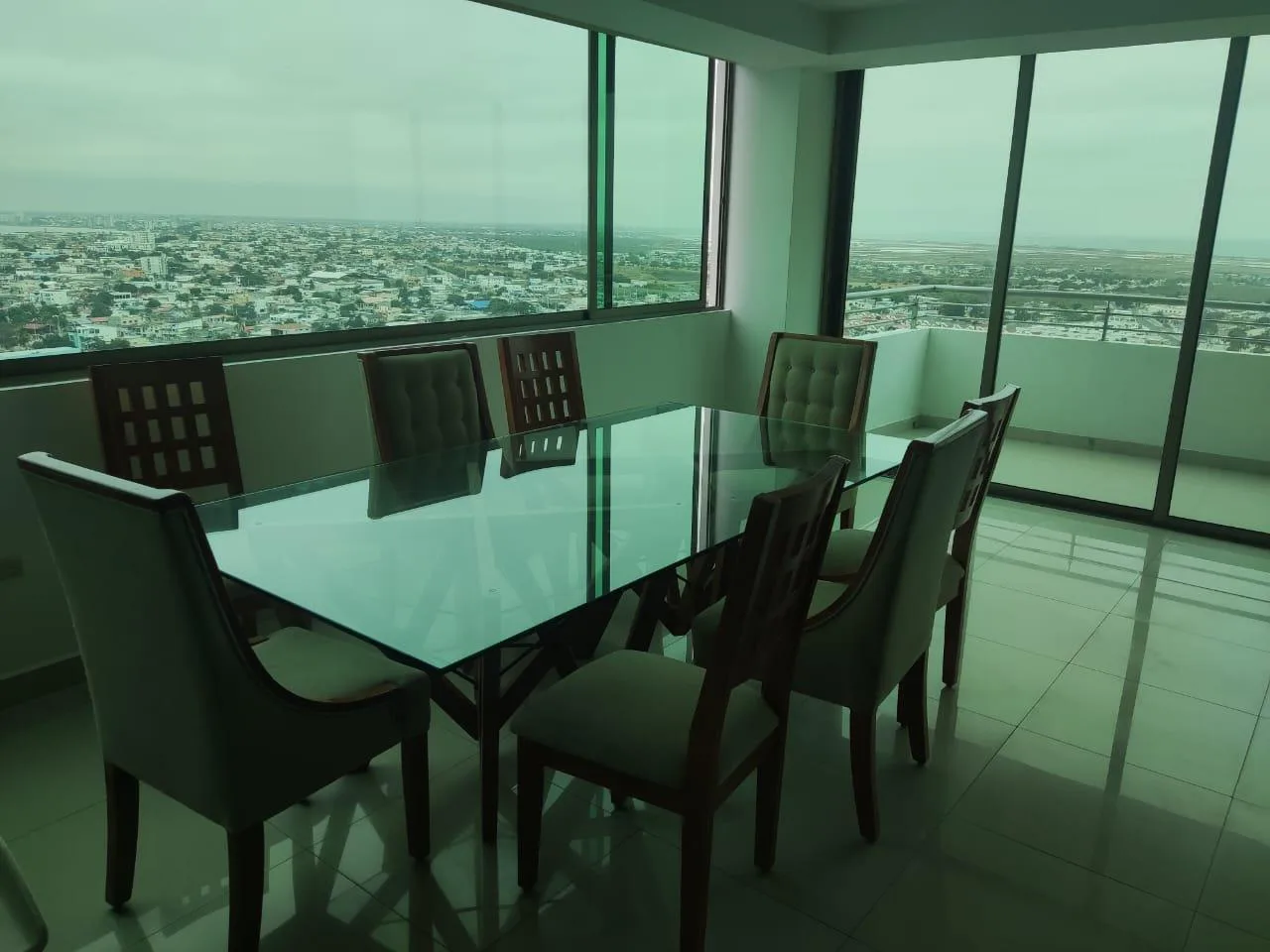 Penthouse en Venta, Edificio Aquamira, Salinas, MaxB