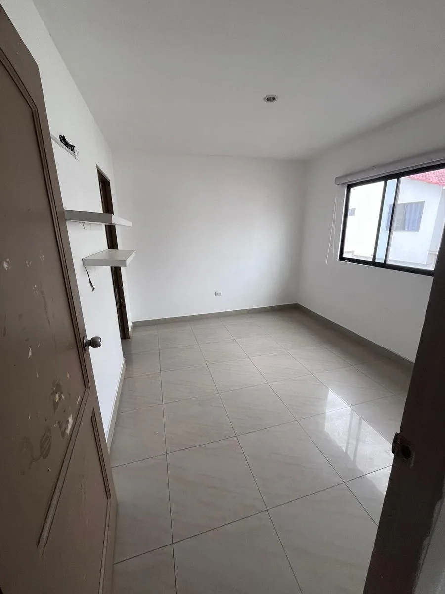 Venta de Casa 2 Plantas con Jacuzzi en Urbanizacion Milán Etapa Turín – AndS