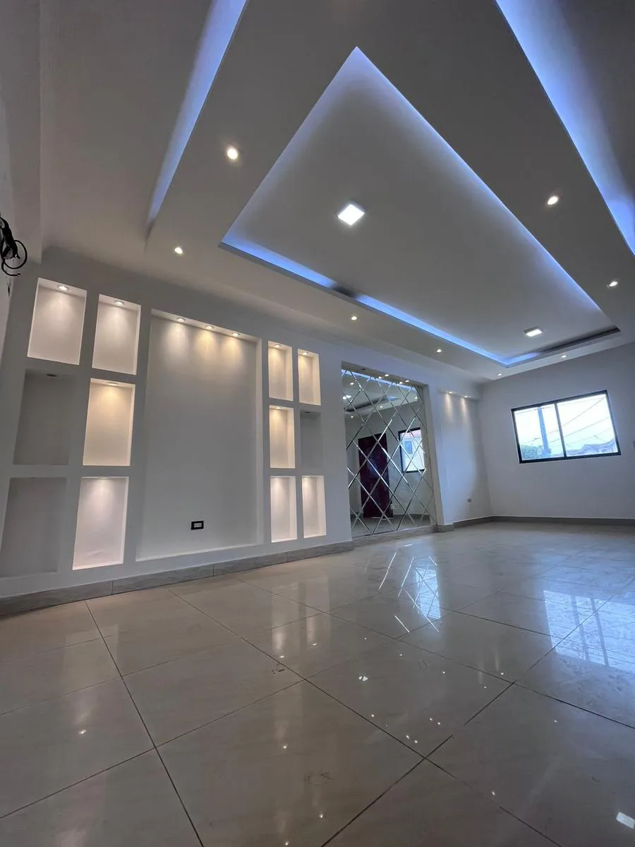 Venta de Casa 2 Plantas con Jacuzzi en Urbanizacion Milán Etapa Turín – AndS
