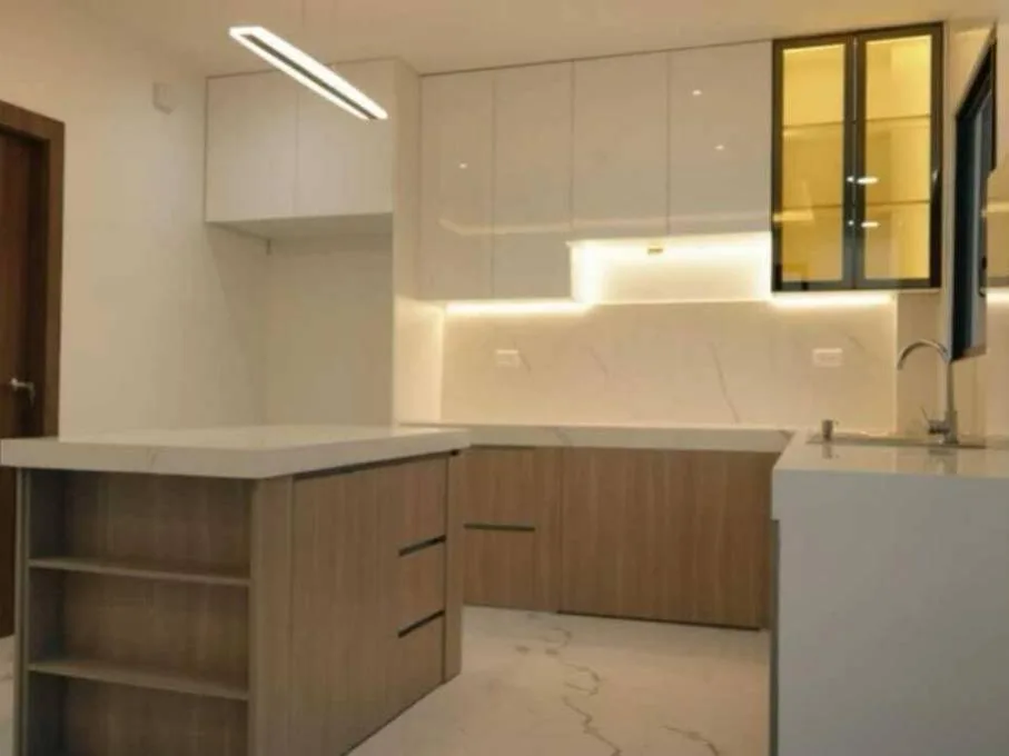 Casa en Venta, Urbanización San Antonio, Samborondón IngG