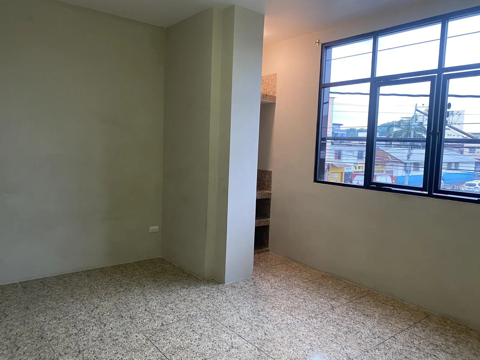 Alquilo, departamento Sur Oeste, SolG