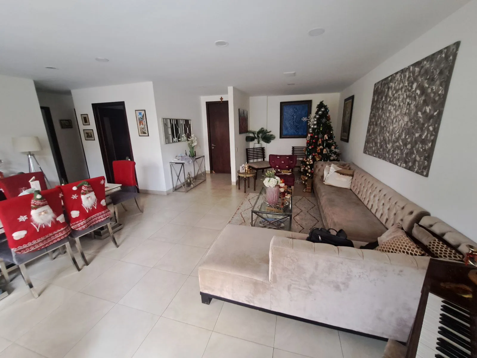 Departamento en Venta. Urb: ‘Torres del Río, Vía a Samborondón. AleR
