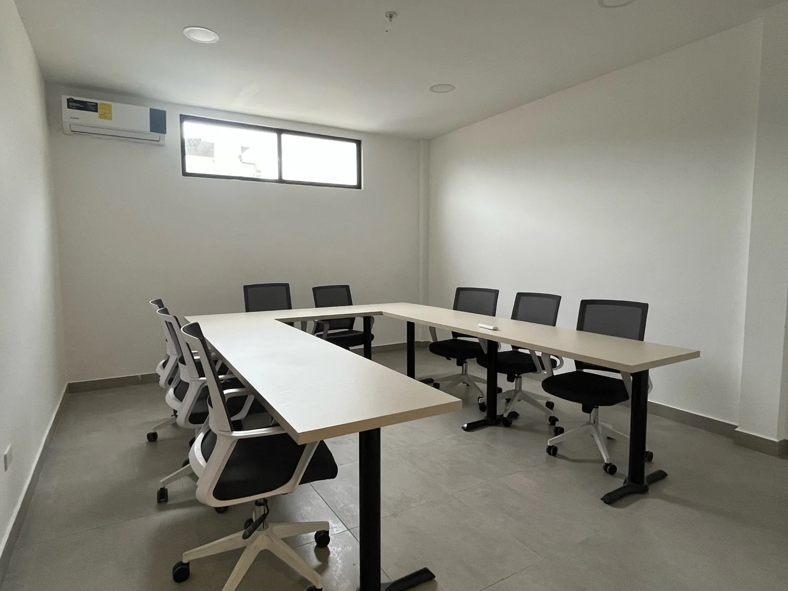 Oficina en Alquiler, Olivos Town Center, Ceibos, VanRo