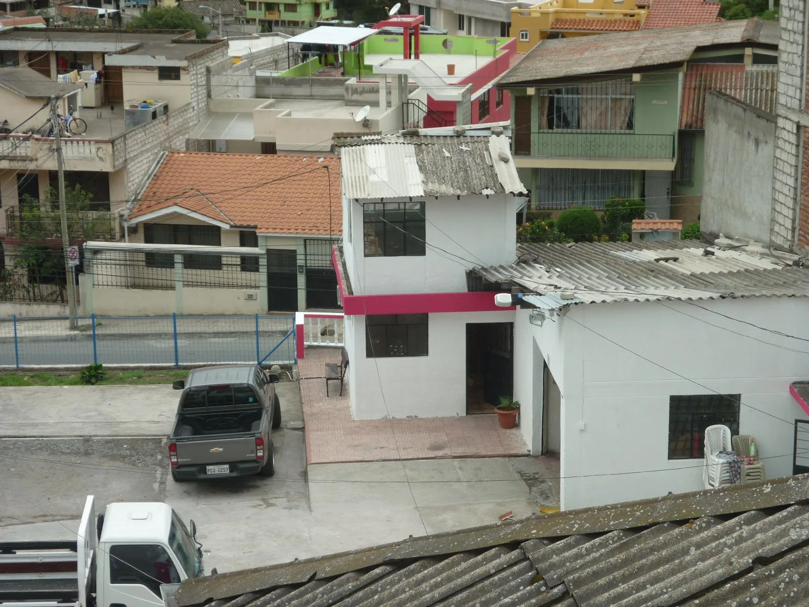 Casa y Terreno en Venta, Av Elisa Mariño, Guaranda, IriR