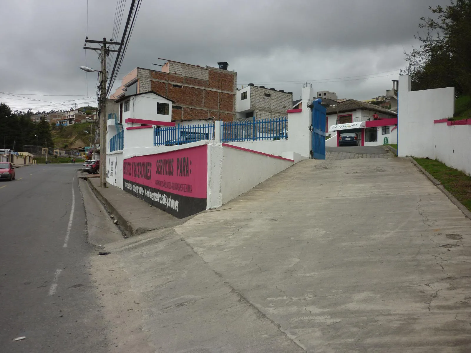 Casa y Terreno en Venta, Av Elisa Mariño, Guaranda, IriR