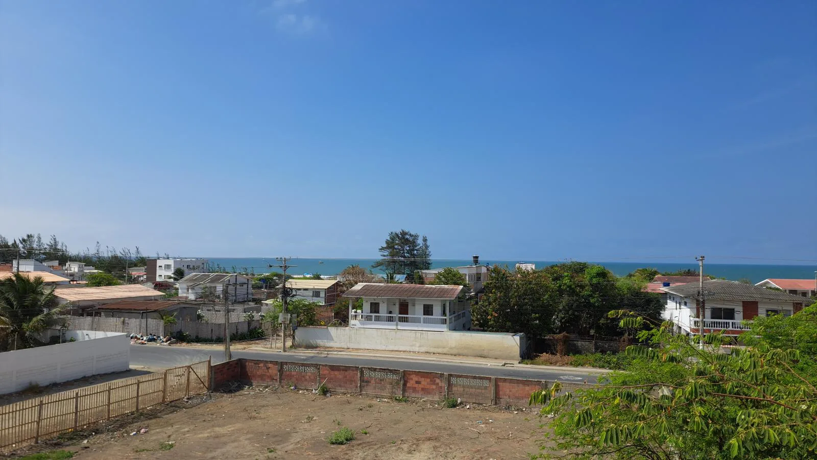 Casa Vacacional en Venta via a Data Villamil Playas SanS.