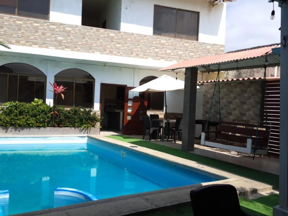 Casa Vacacional en Venta via a Data Villamil Playas SanS.