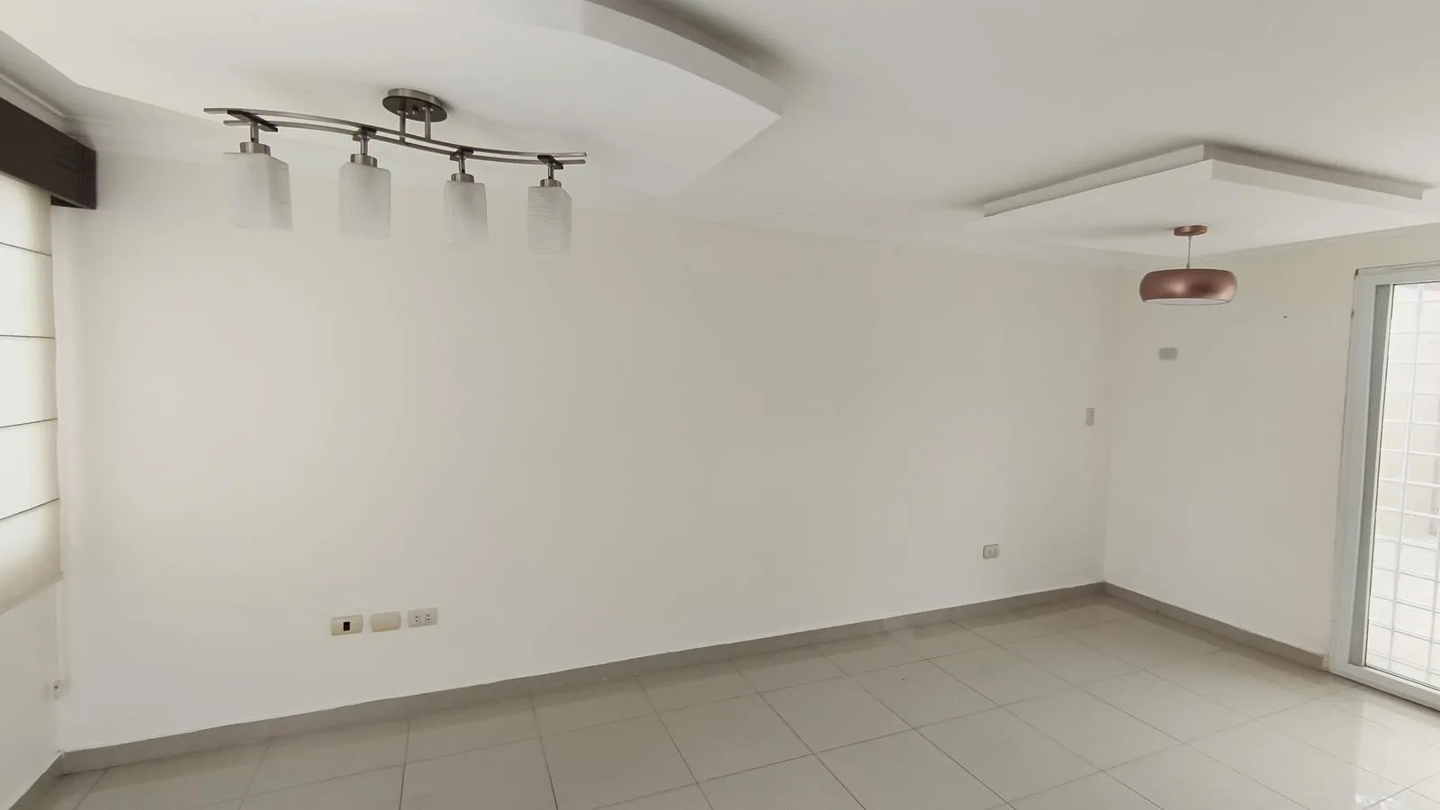 Casa en Venta Villas del Rey etapa Reina Isabel RonR