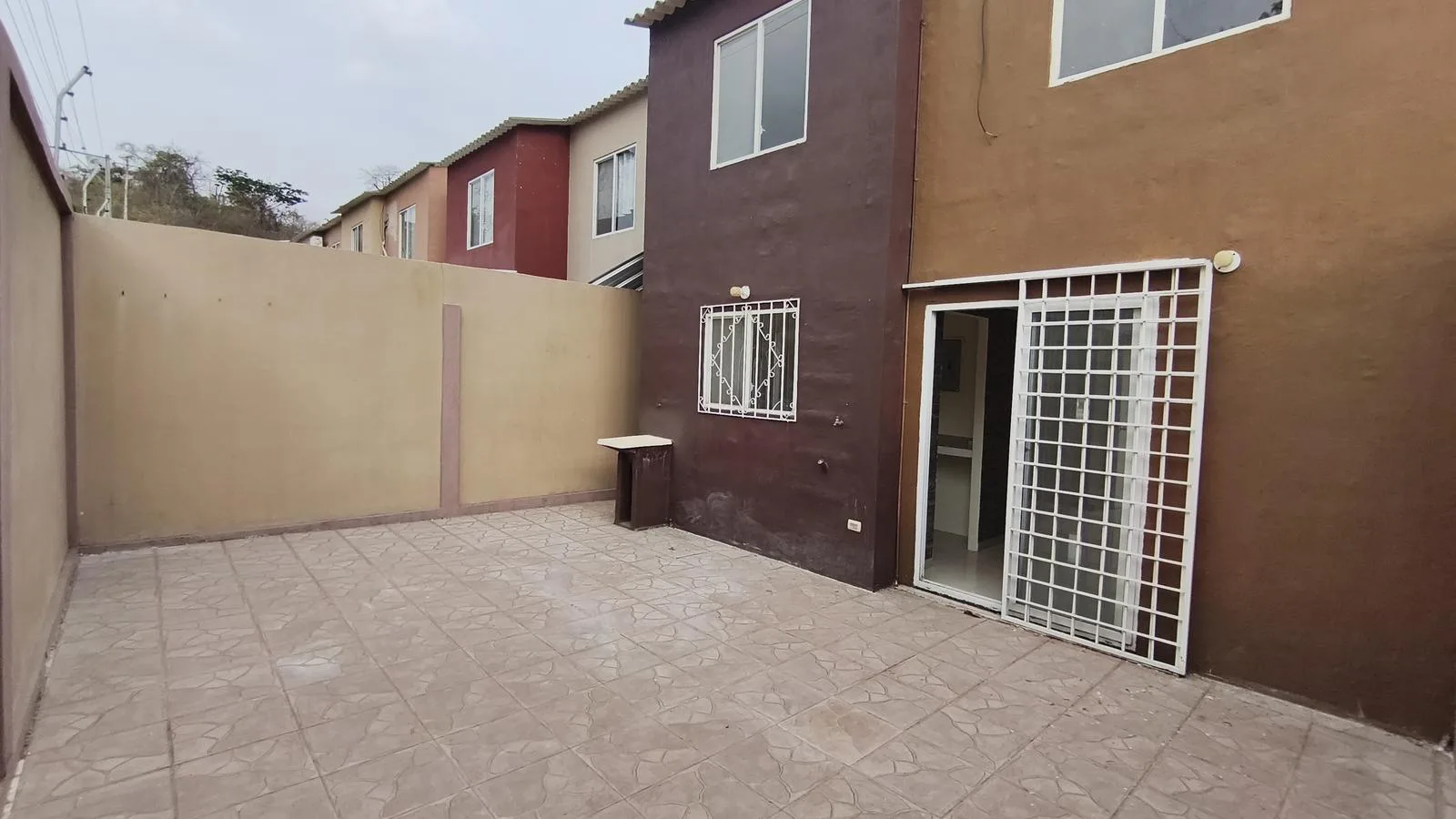 Casa en Venta Villas del Rey etapa Reina Isabel RonR