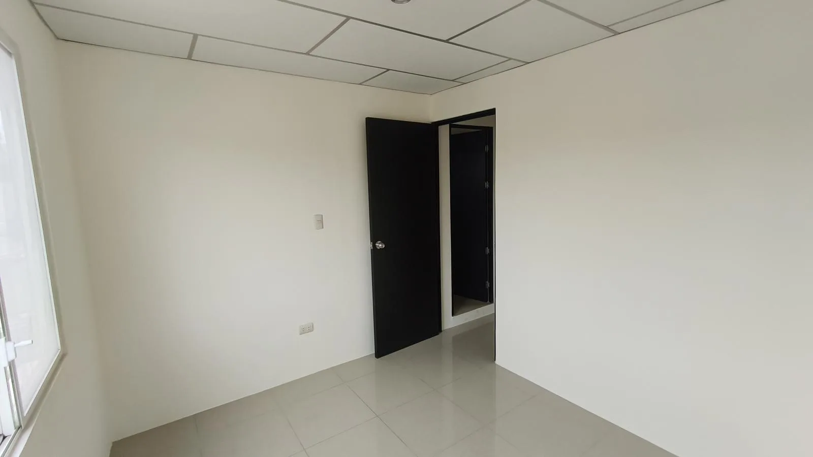 Casa en Venta Villas del Rey etapa Reina Isabel RonR