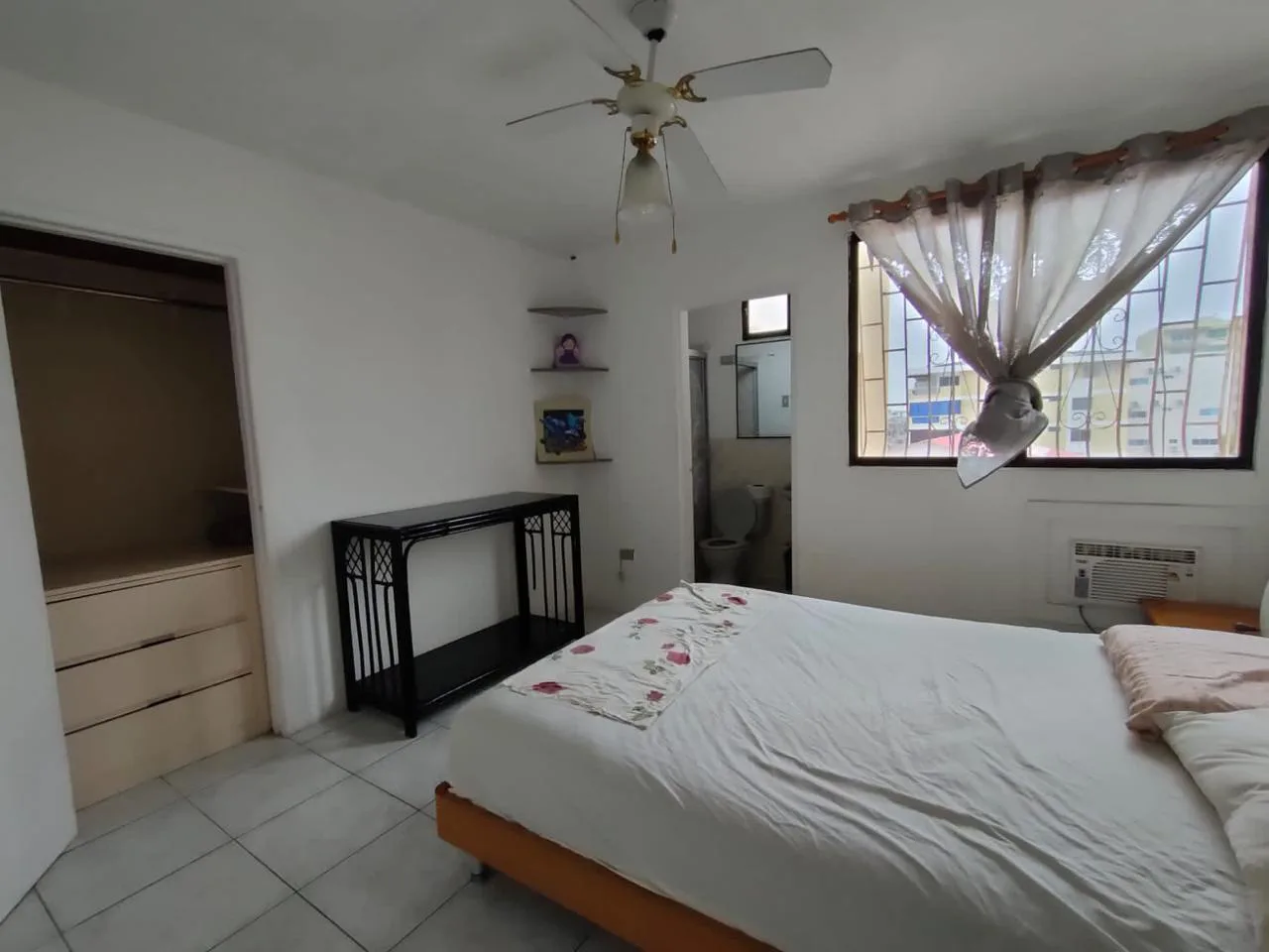Departamento Amoblado en Venta en Salinas CesA