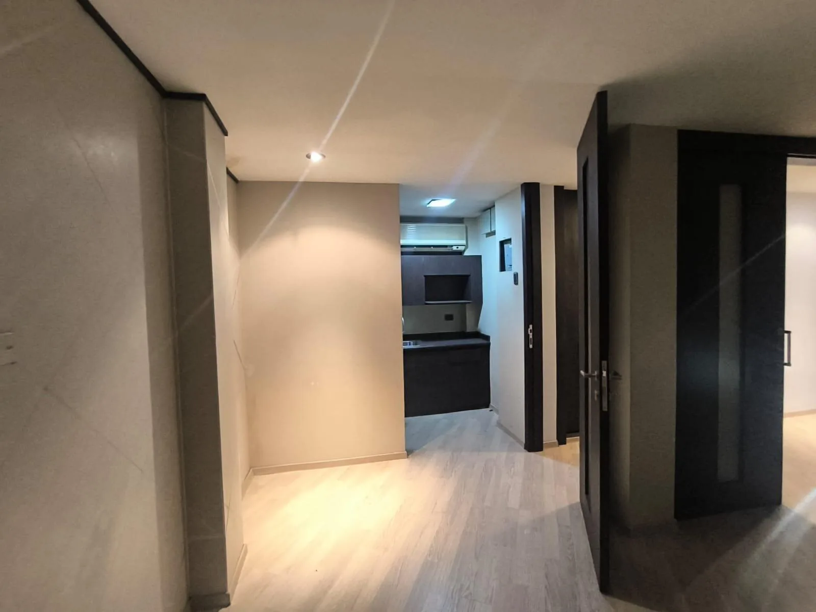 Edificio Comercial en Venta, Centro de Guayaquil KarR