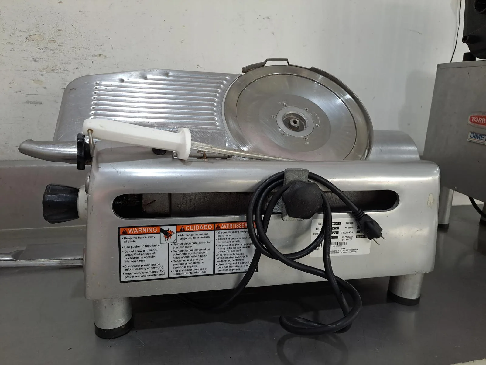 Local Comercial en Alquiler Portete y Pio Montufar SanS