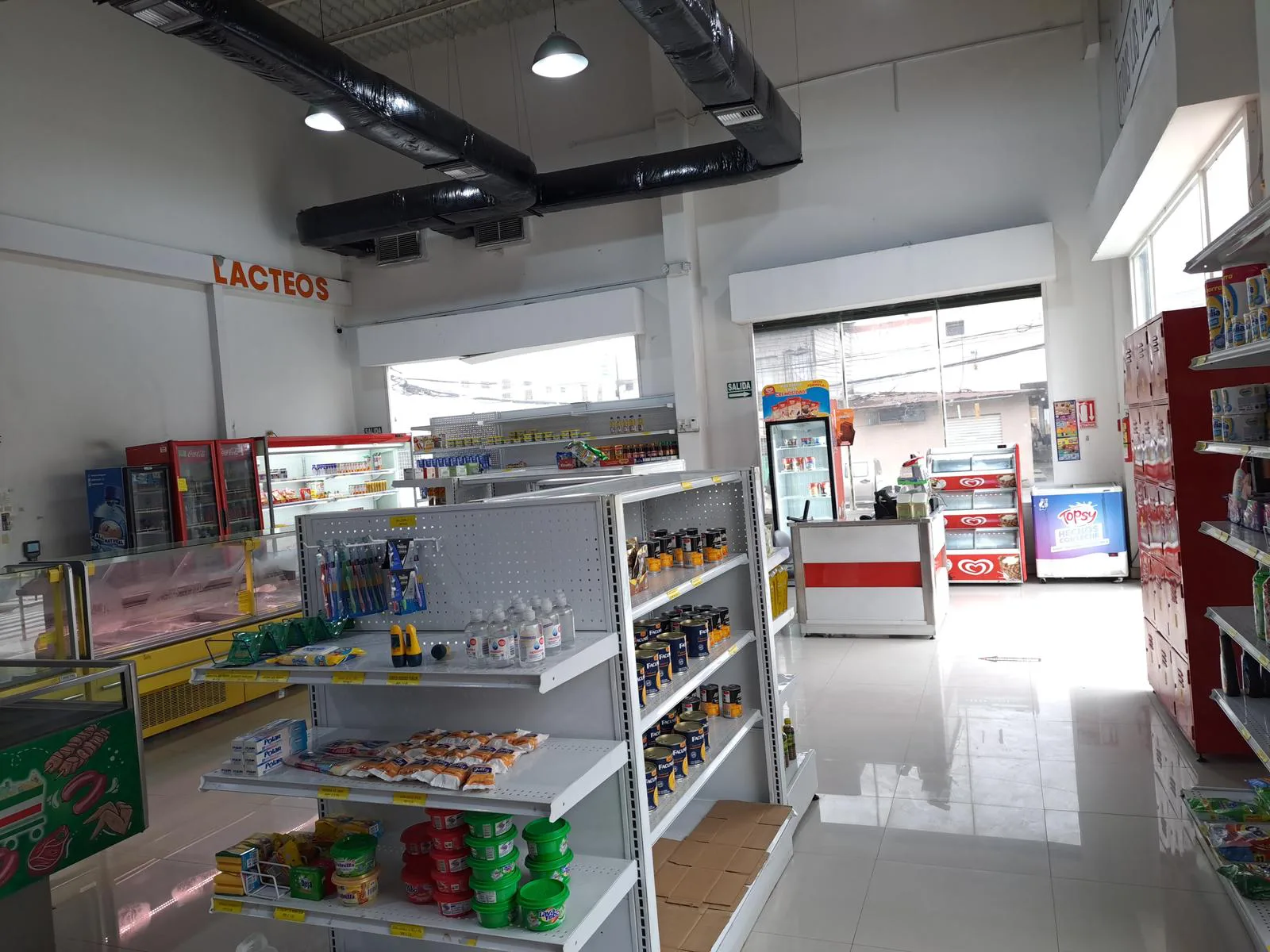 Local Comercial en Alquiler Portete y Pio Montufar SanS