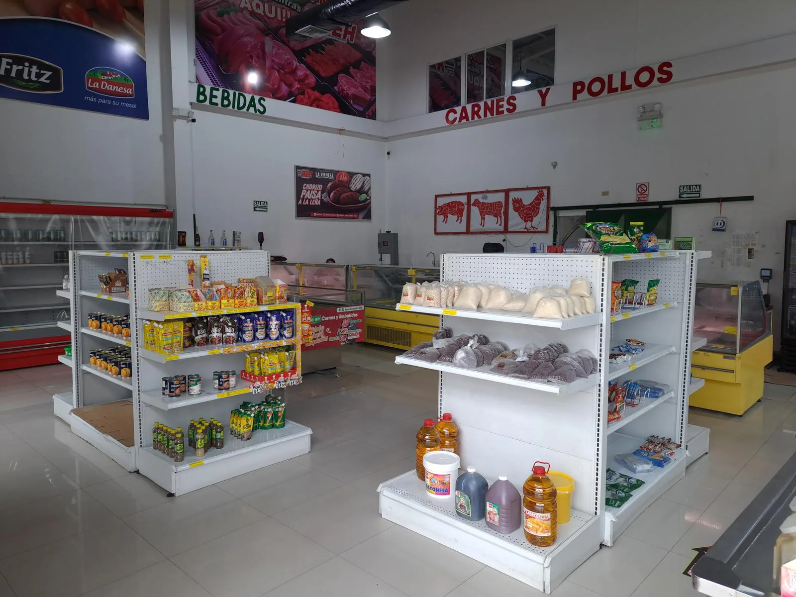 Local Comercial en Alquiler Portete y Pio Montufar SanS