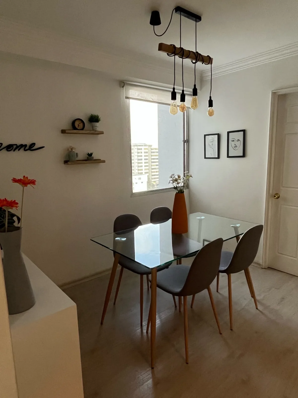 Alquiler departamento amoblado 6 de Diciembre Sector La Paz Iñaquito VanRo