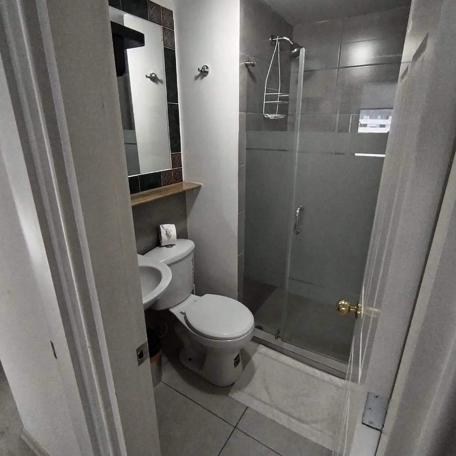 Alquiler departamento amoblado 6 de Diciembre Sector La Paz Iñaquito VanRo