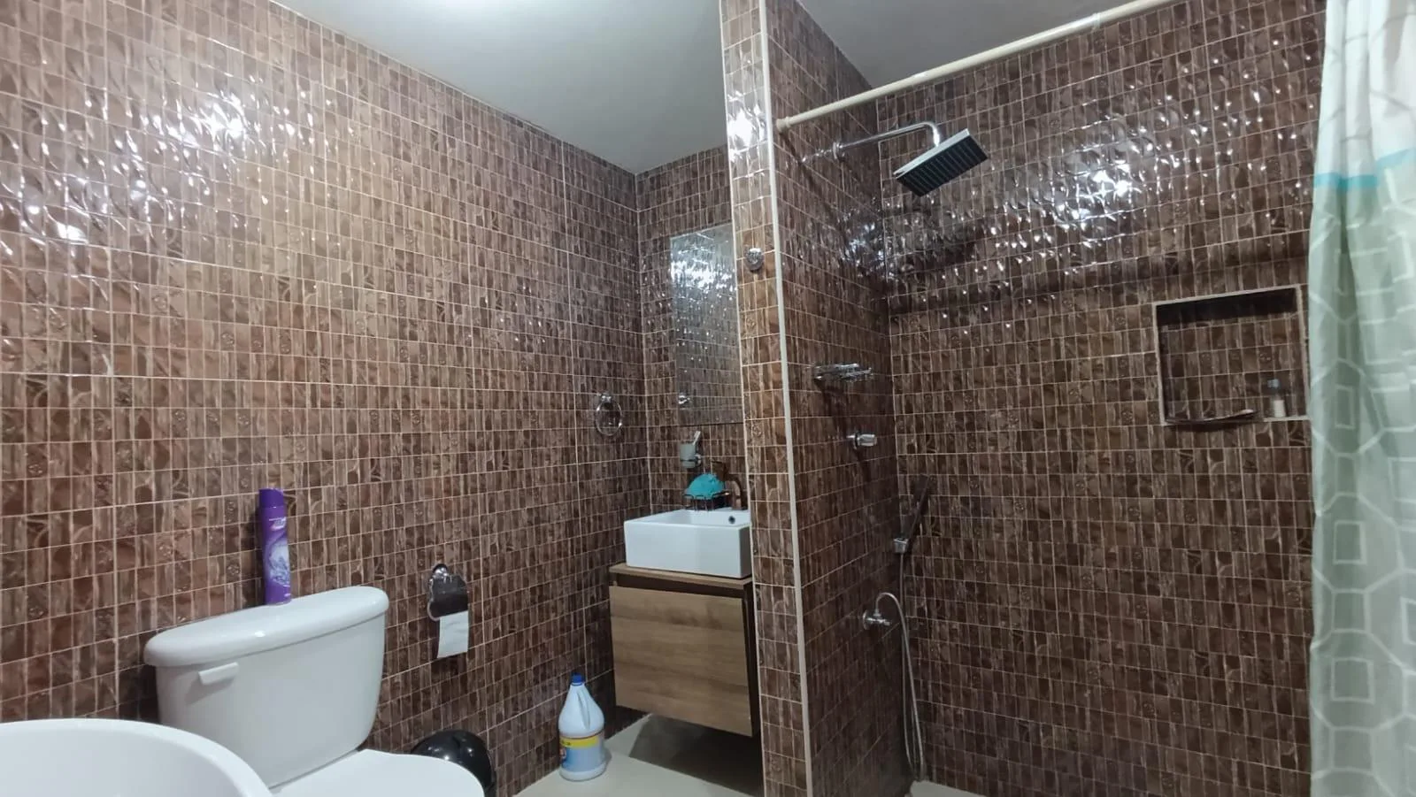 Casa Rentera en venta Los Sauces 6 Norte de Guayaquil IngP