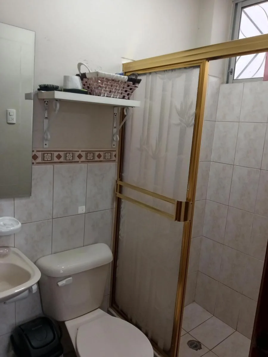 Casa en Venta en la Urb. Cataluña, Samborondón ChrS