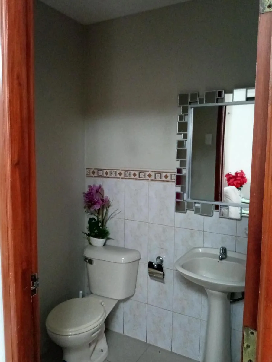 Casa en Venta en la Urb. Cataluña, Samborondón ChrS