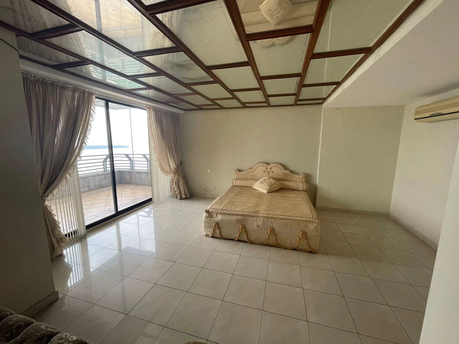 Departamento en Venta, Edificio El Fortín, JosS