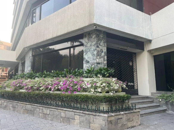 Se vende oficina en edificio El Fortín JosS