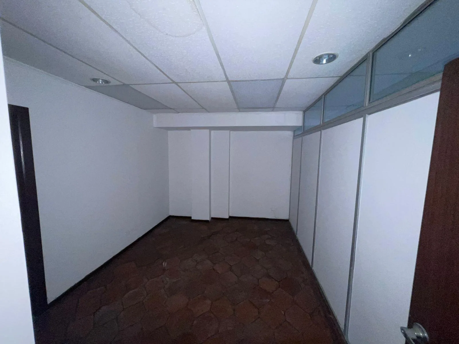 Se vende oficina en edificio El Fortín JosS