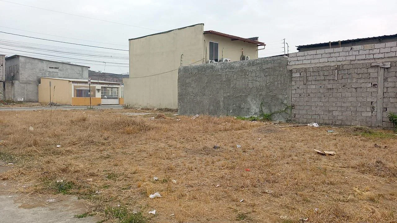 Terreno en Venta en Mi Lote Norte de Guayaquil ChrS