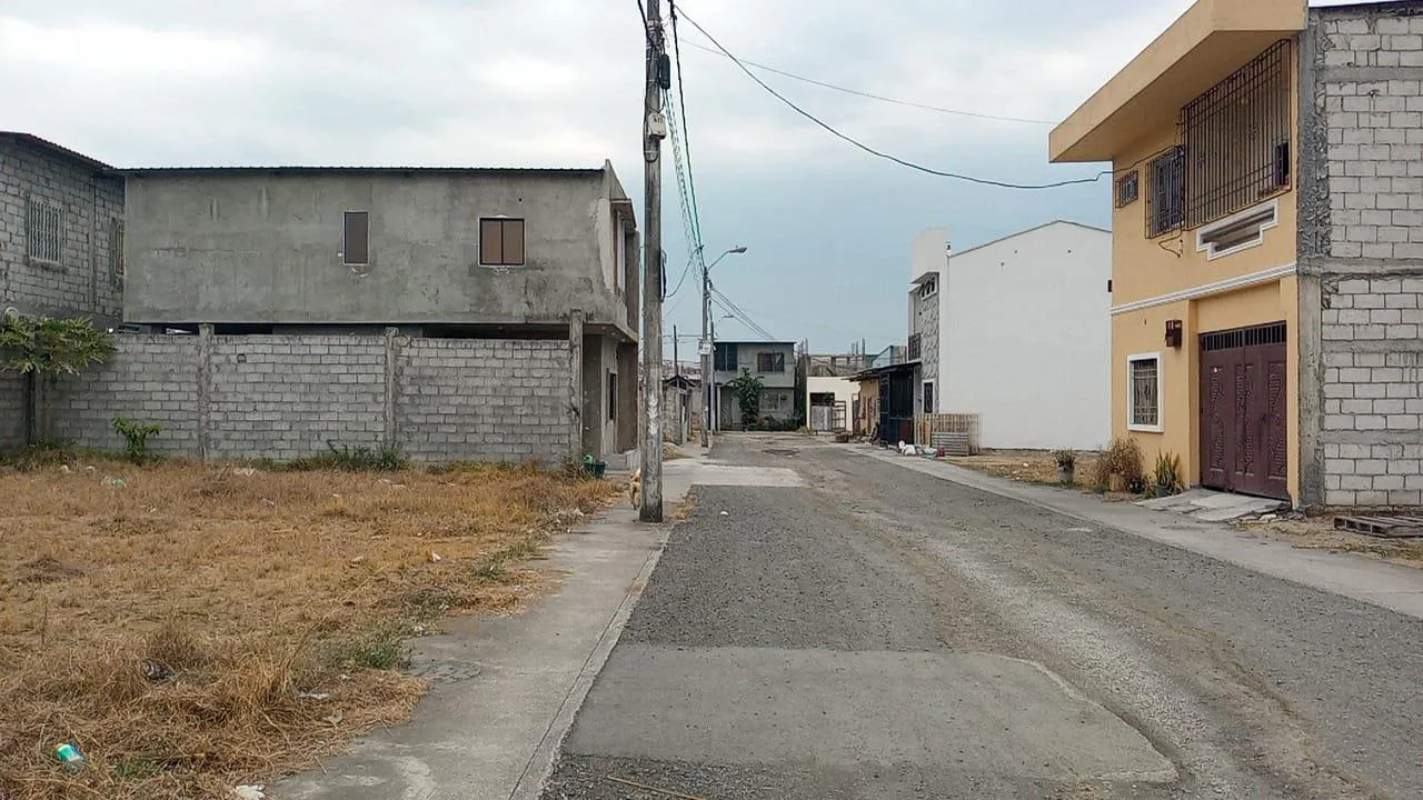 Terreno en Venta en Mi Lote Norte de Guayaquil ChrS