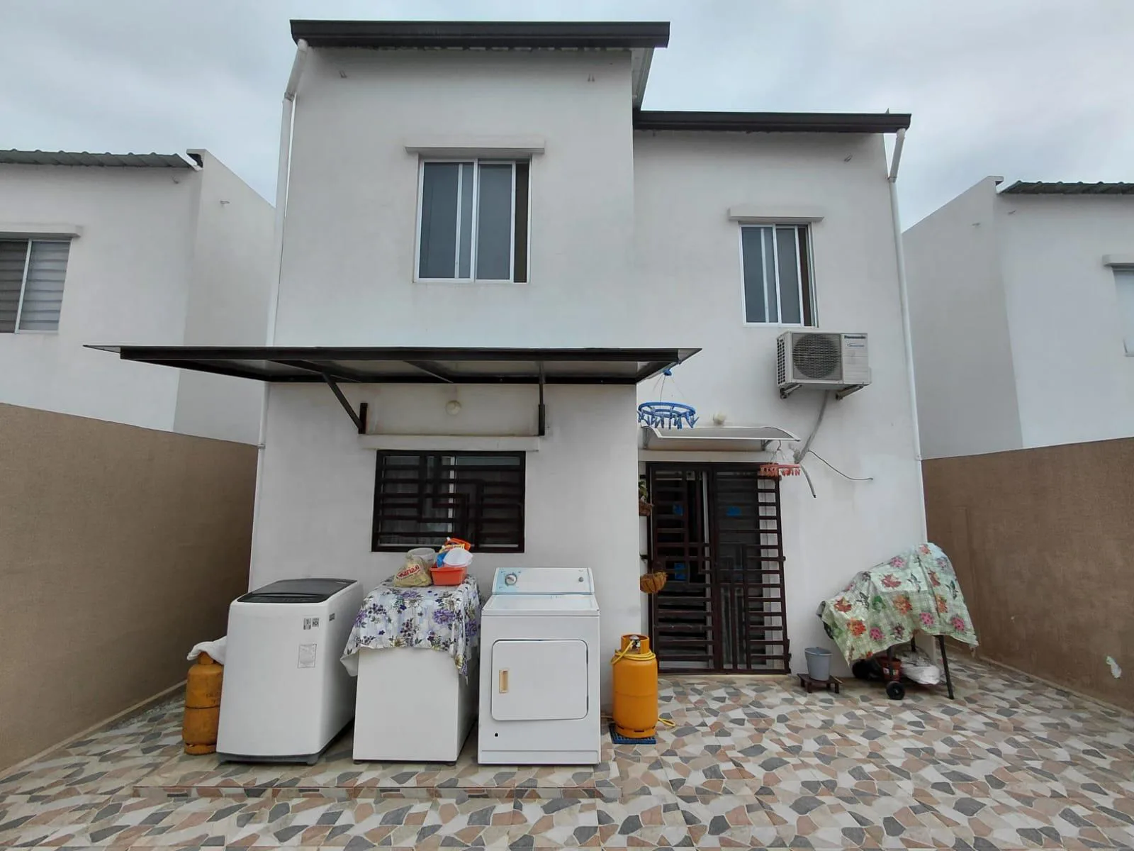 CASA EN VENTA URBANIZACIÓN LA GRAN VITTORIA XimO