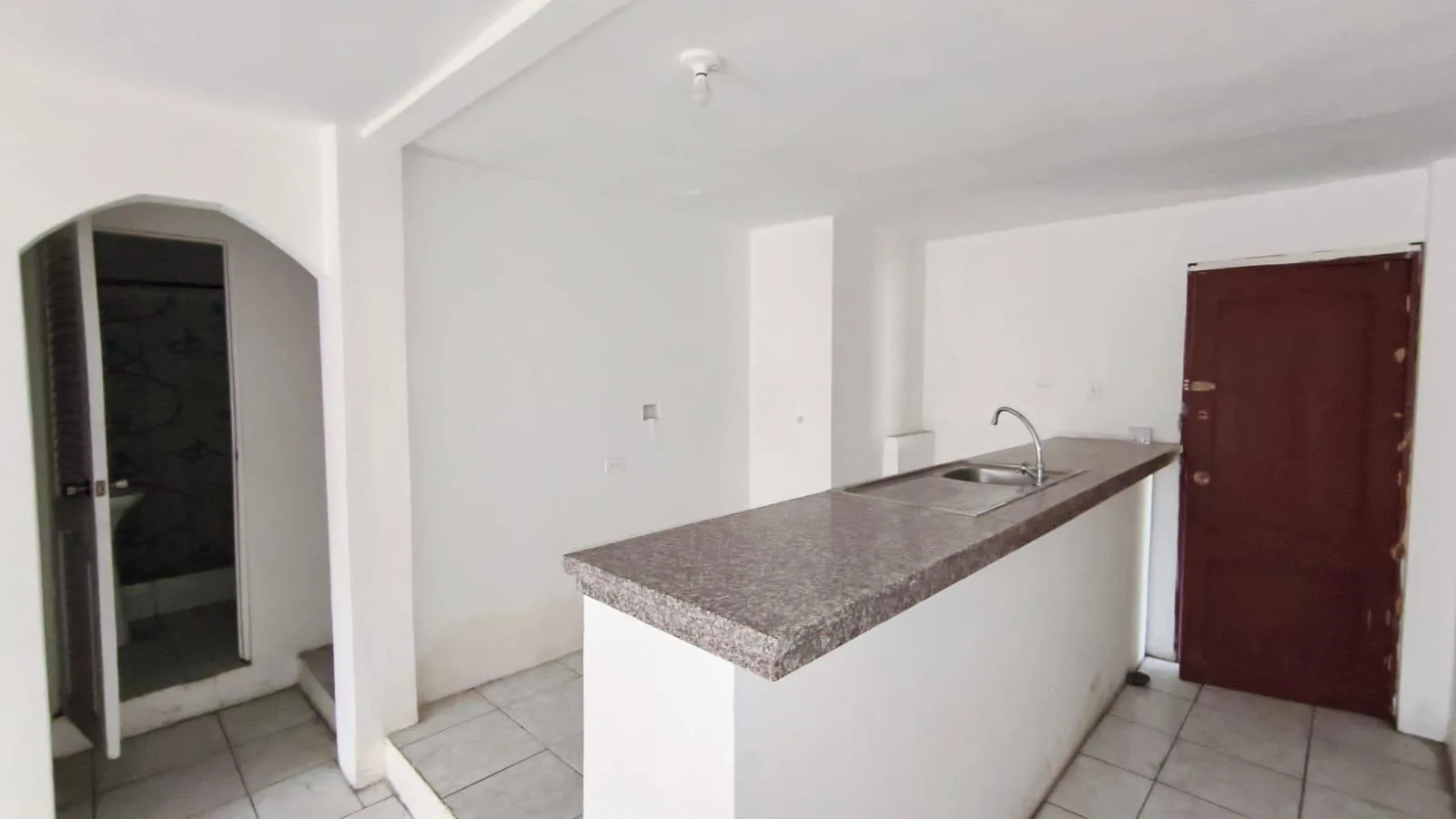 Casa Rentera Esquinera en Venta Sur de Guayaquil, Cipreses RonR